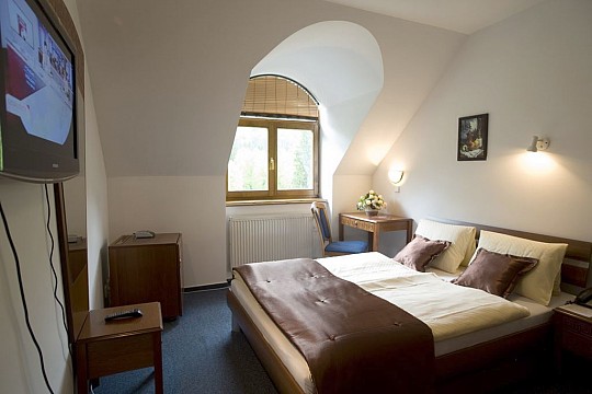Hotel Aphrodite: Pobyt s polopenzí od 3 do 6 nocí (2)