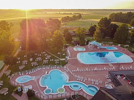 Zeleni Gaj Hotel Terme Banovci