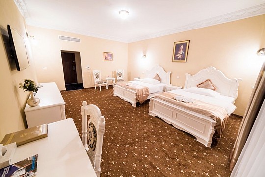 Hotel Aphrodite Palace: Pobyt s polopenzí 2 noci
