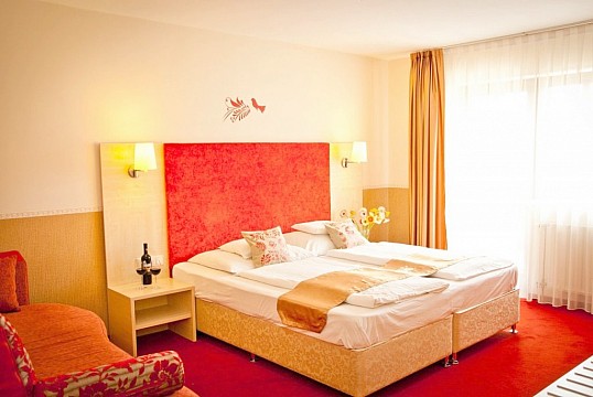 HOTEL PIROSKA - Relaxační pobyt na 5 nocí (3)