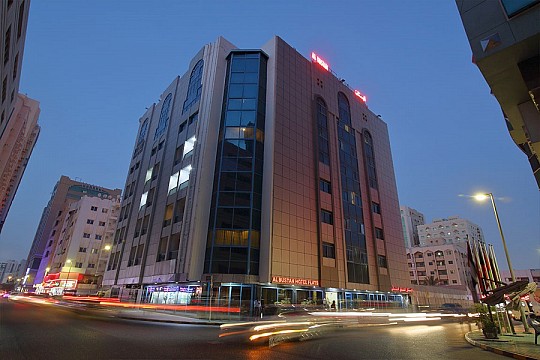 AL BUSTAN HOTEL FLATS (2)