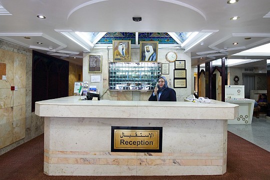 AL BUSTAN HOTEL FLATS (3)