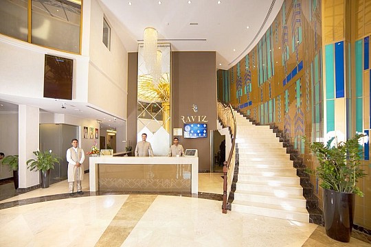 RAVIZ CENTER POINT HOTEL (2)