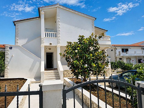 Apartmány 1355-8436
