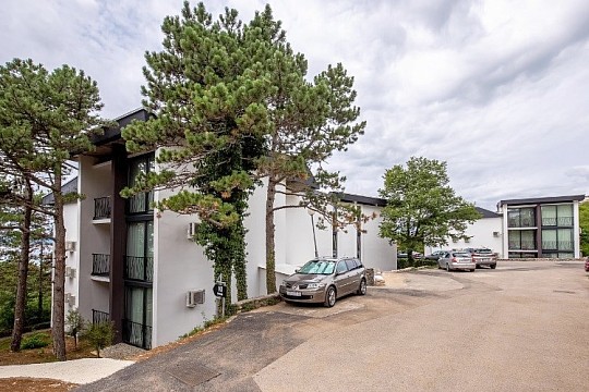 Depandance (Annex) Omorika (2)