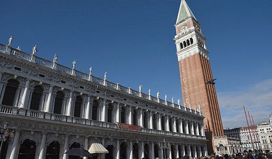 Romantické Benátky a návšteva ostrovov Murano a Burano (4)