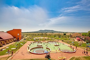 Vulkán Wellness Hotel & Camping