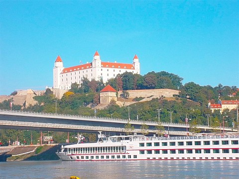 PLUS - Bratislava