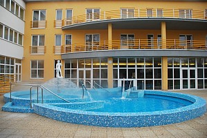 Hunguest Apollo Hotel
