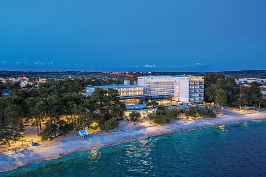 Hotel PINIJA (4)
