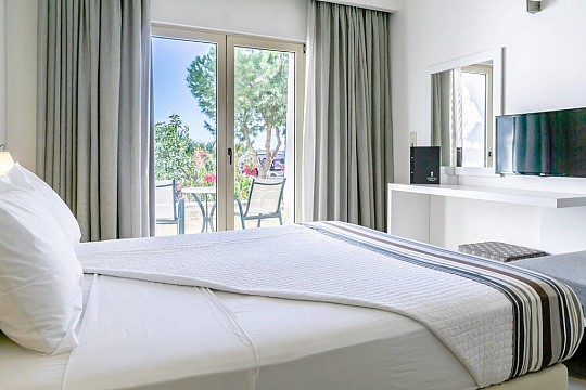 Hotel Ostria Beach Resort and Spa (3)