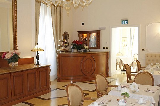 Hotel Leonardi Villa Pinciana (2)