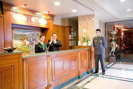 Oran Hotel (2)