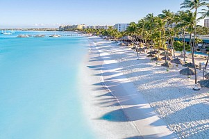 Holiday Inn Beach Resort Aruba