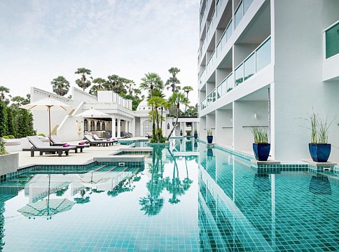 Hotel Chanalai Romantica Resort (3)