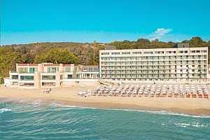 The Marina Hotel Sunny Day Resort