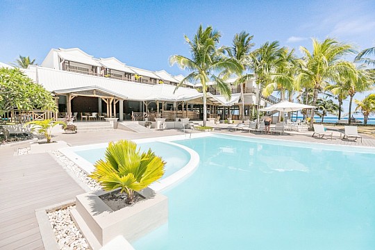Hotel Le Peninsula Bay Beach Resort & Spa (3)