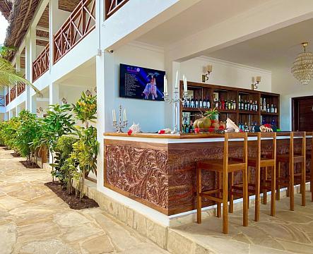 Hotel Karibu Beach Resort (3)