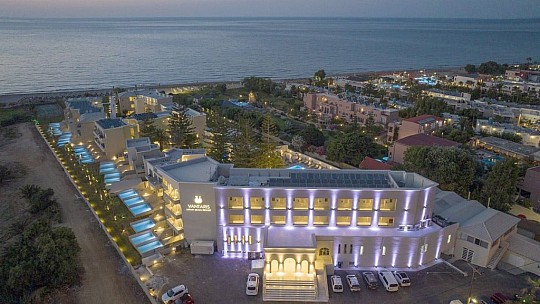 Hotel Vantaris Luxury Beach Resort