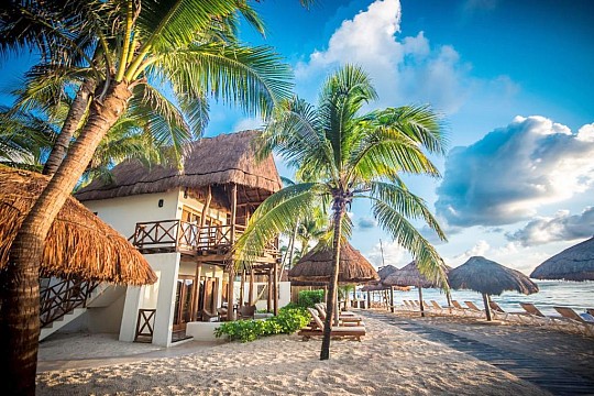 Hotel Mahekal Beach Resort