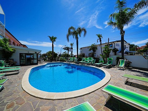 Hotel Marinella