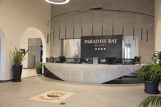 Paradise Bay Resort (5)
