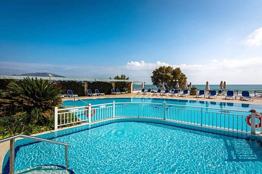 Mediterranean Beach Hotel (2)