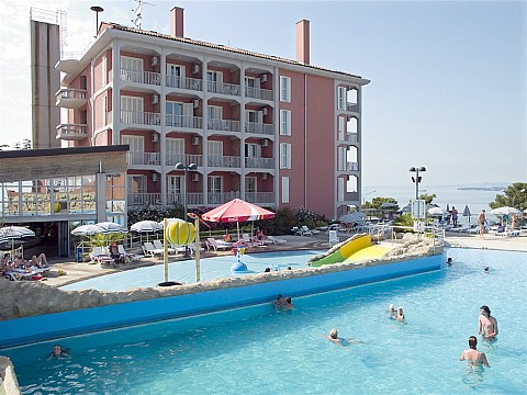 Hotel Žusterna (3)