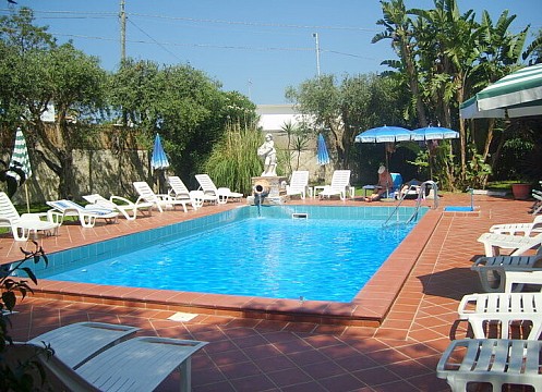 Hotel Villa al Parco (2)