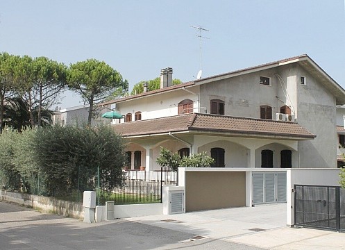 Villa Eden