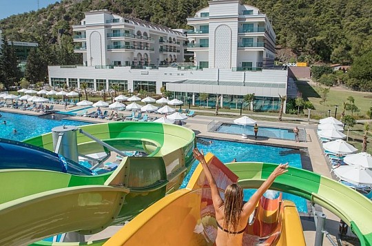 Dosinia Luxury Resort (4)