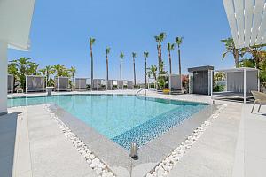 Tasia Maris Sands Boutique Hotel