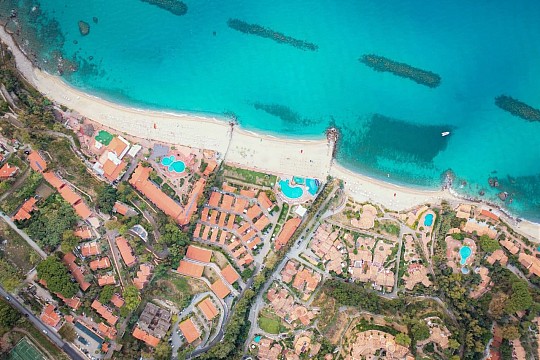Cala Petrosa Resort