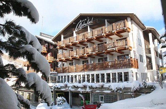 Swiss Family Hotel Alphubel (3)