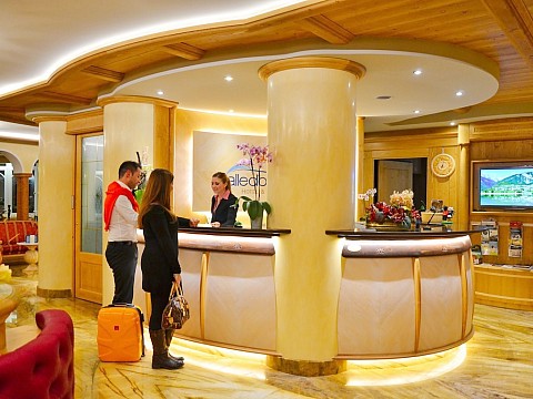 Hotel Alle Dolomiti (2)