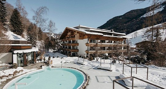 Familien- & Gartenhotel Theresia