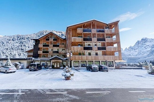 Hotel Lorenzetti SKI