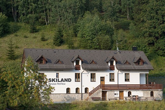 Penzion SKILAND PETŘÍKOV - Ostružná - Petříkov