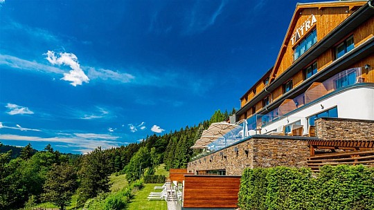 GRANDHOTEL TATRA - Velké Karlovice - SENIOR RELAX POBYT 55+