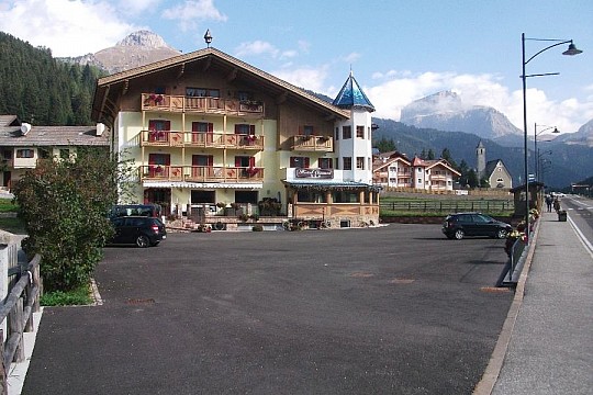 Hotel CIAMOL (4)