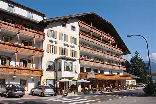 Hotel DOLOMITI (2)